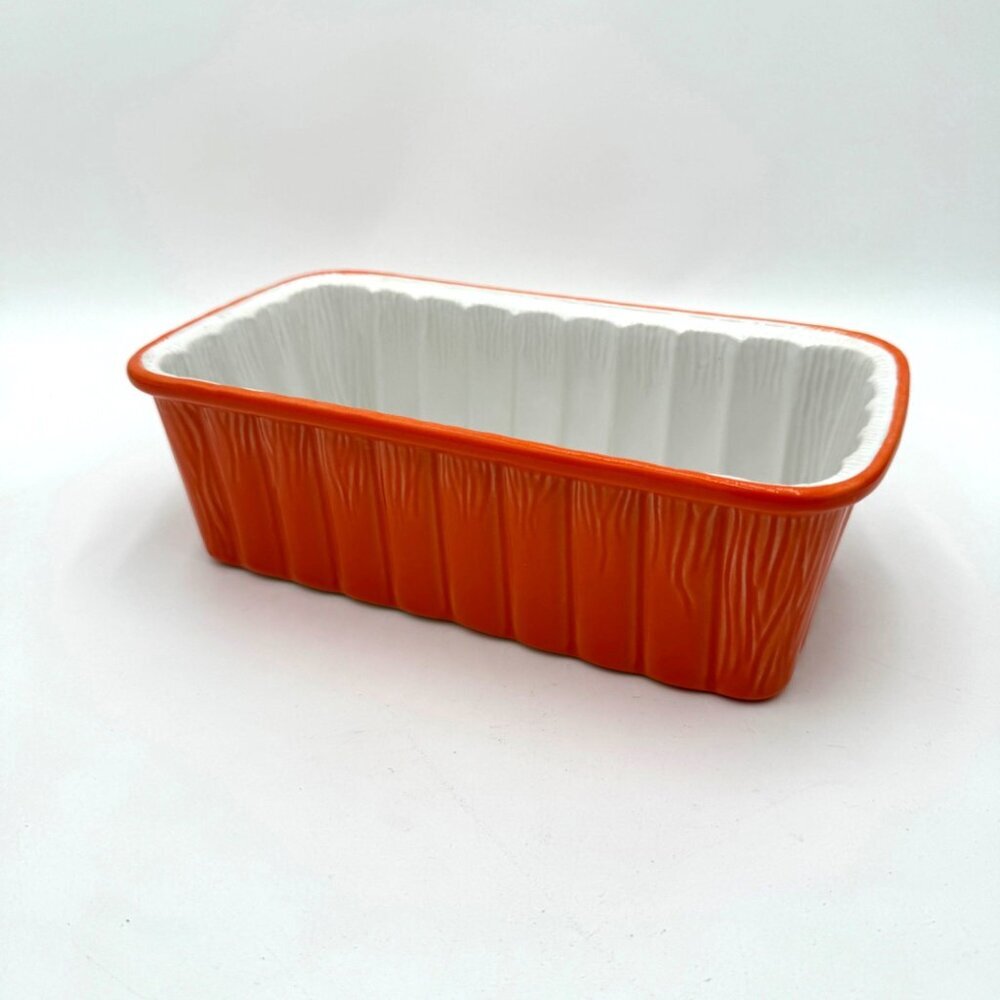 Stoneware Crate & Barrel Loaf, Bread Pan. made in portugal. kitchen, baking, coo